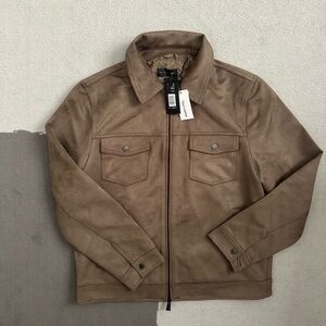 Elie Tahari men’s light brown faux leather suede jacket